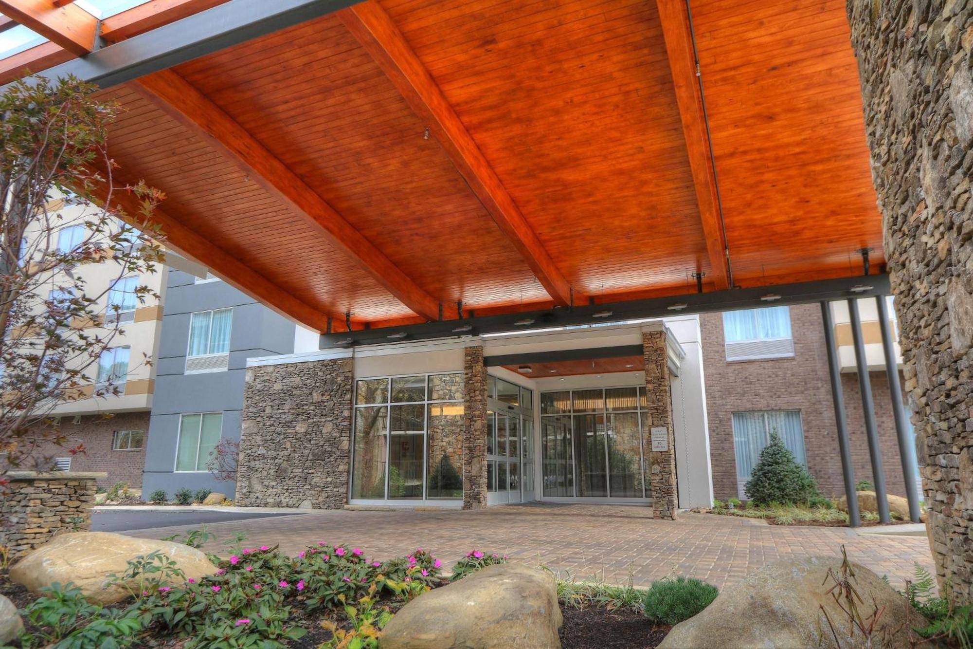 Fairfield Inn & Suites By Marriott Gatlinburg Downtown Exterior foto